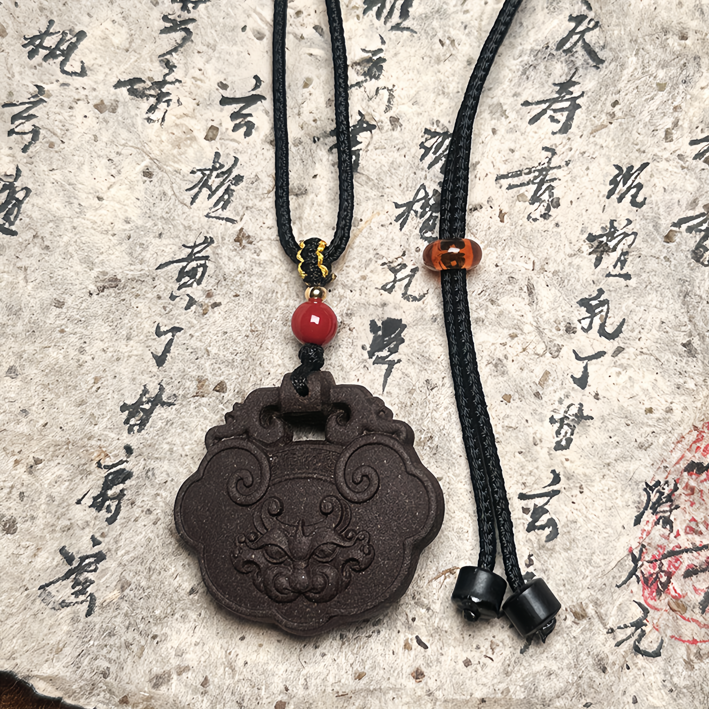 Royal Ambergris Safety lock Incense Pendant black