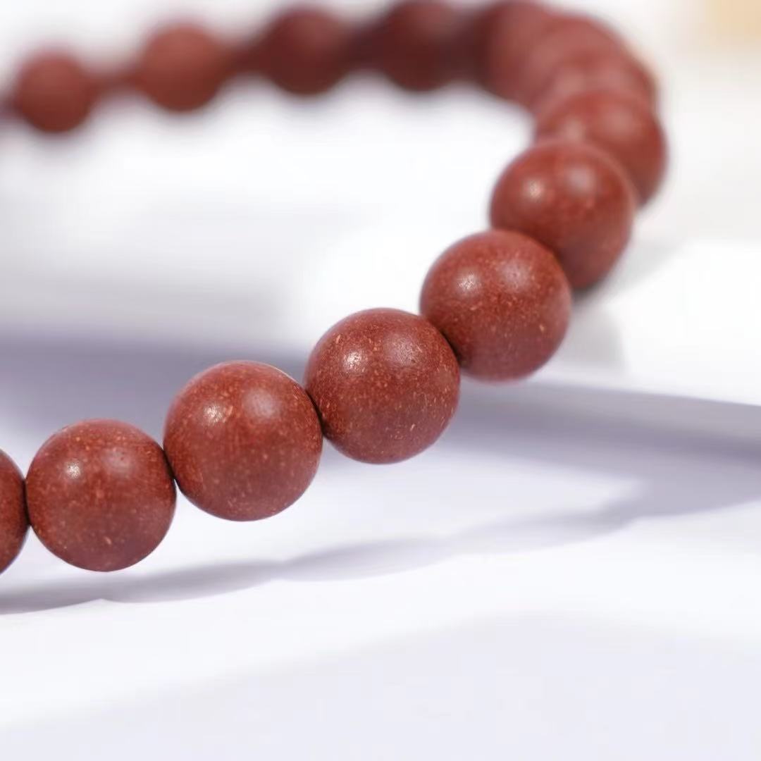 Floral Aromatherapy Beads - Handcrafted Calming Agarwood and Sandalwood Bracelet for Women, Stress Relief and Emotional Balance, Elegant Floral Pendant Gift